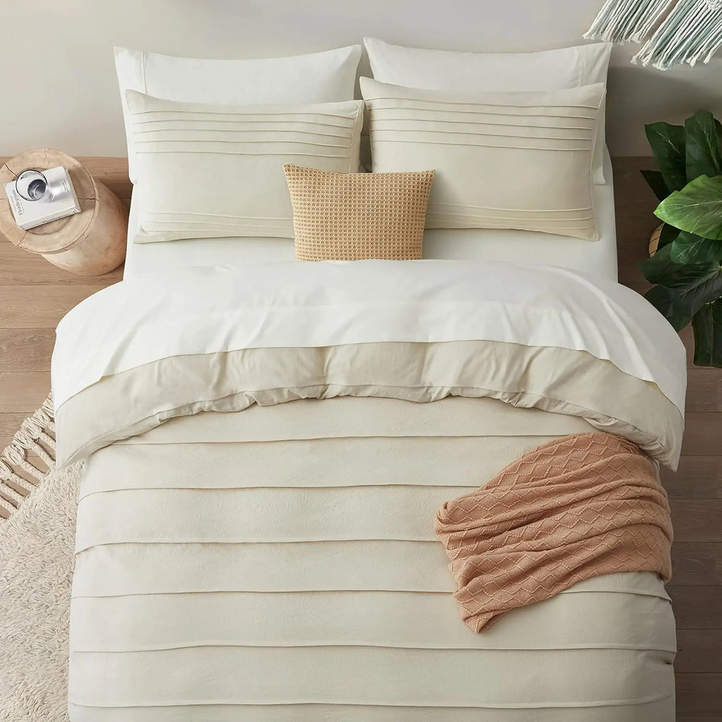 Oli Anderson Pleated Duvet Cover - 3 Piece Set