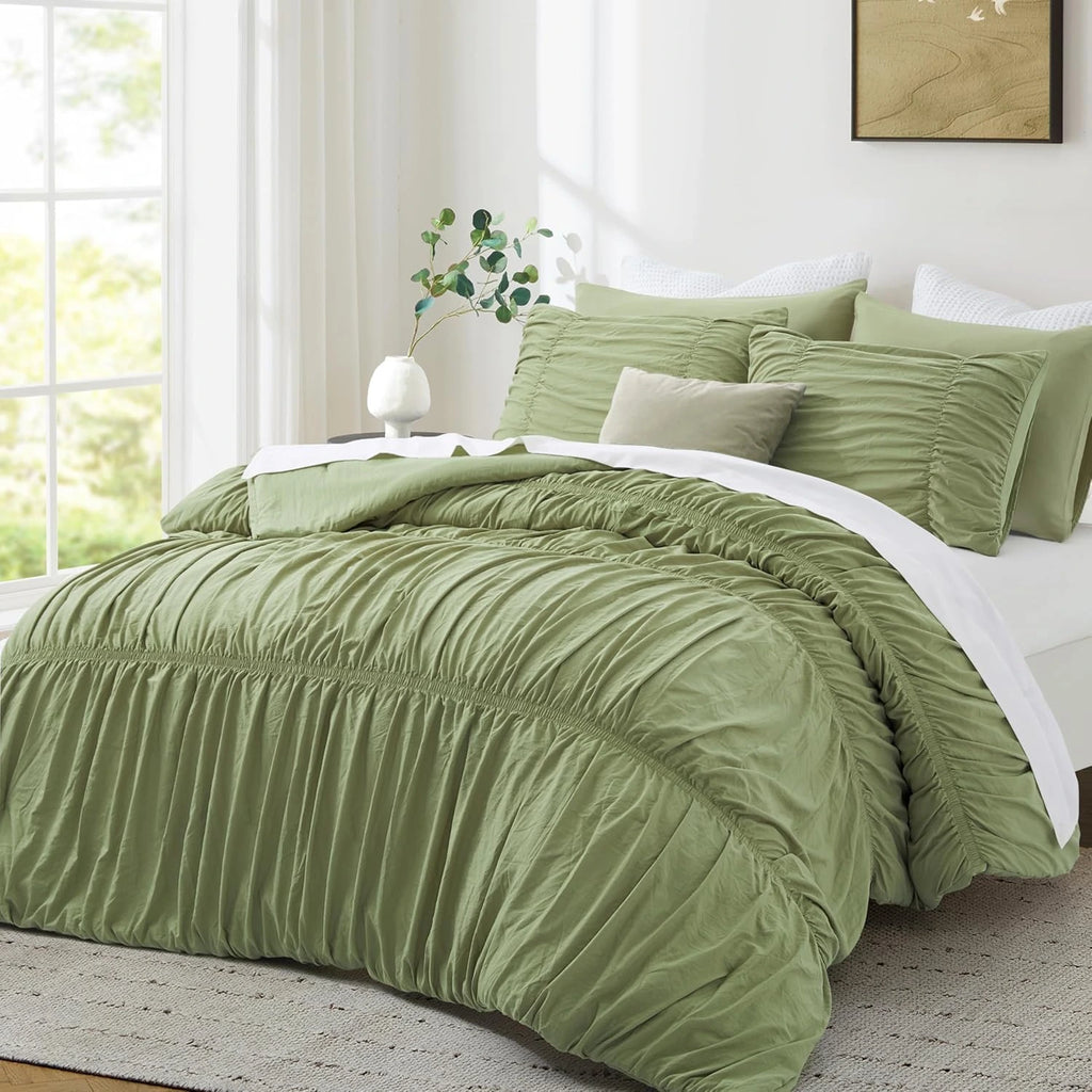 Oli Anderson Ruched Fluffy Comforter Set - 5 Piece