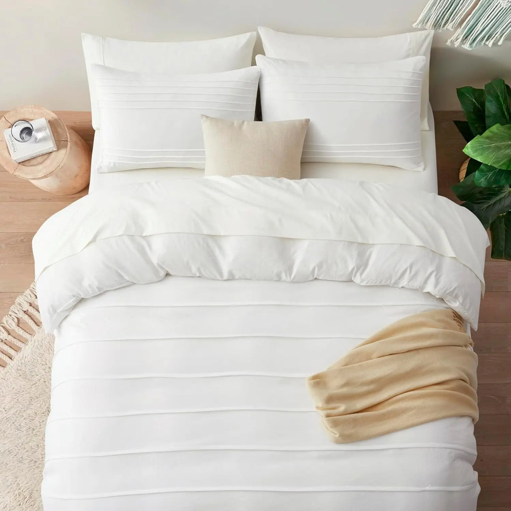Oli Anderson Pleated Duvet Cover - 3 Piece Set