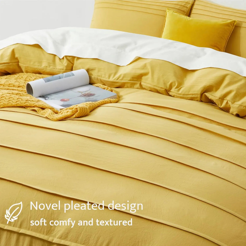 Oli Anderson Pleated Duvet Cover - 3 Piece Set