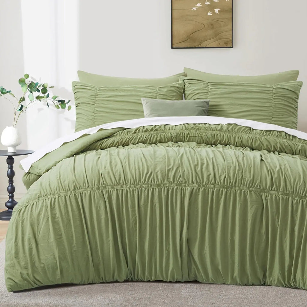 Oli Anderson Ruched Fluffy Comforter Set - 5 Piece