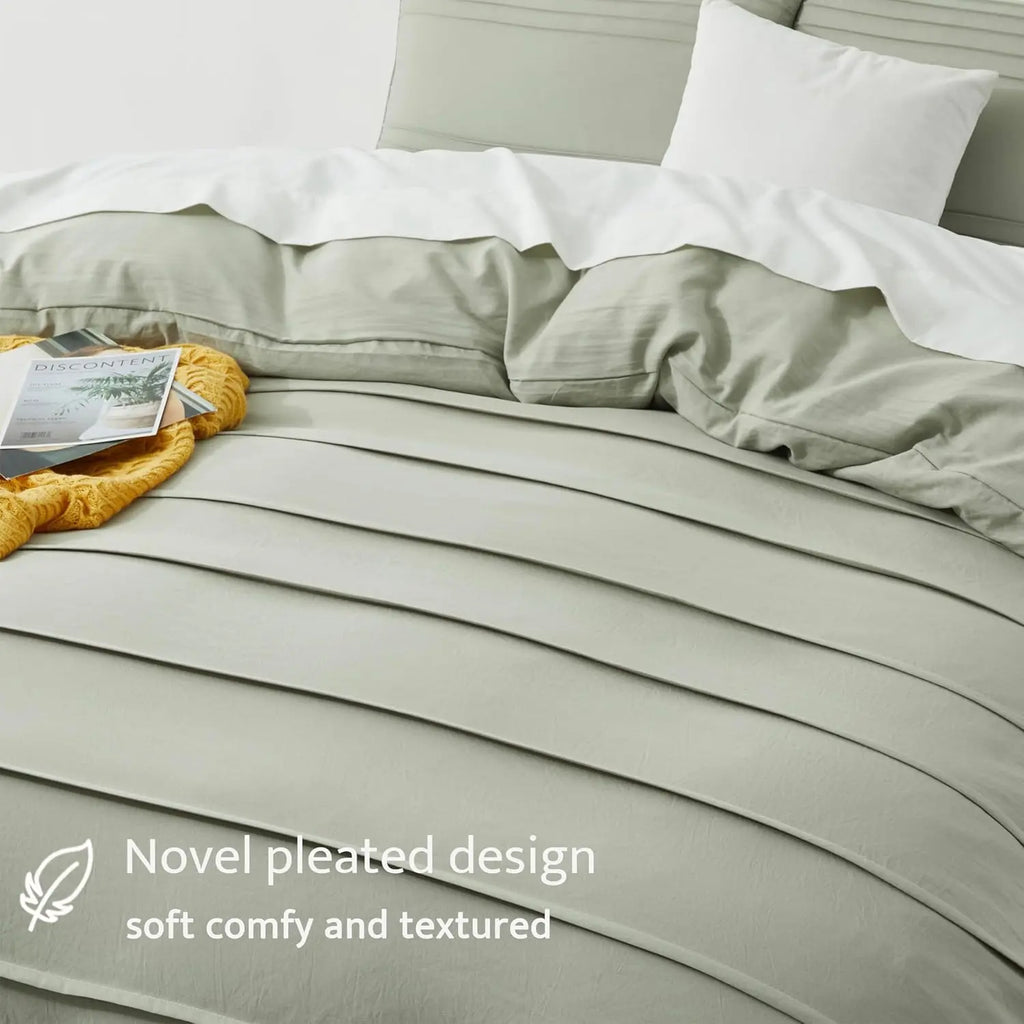 Oli Anderson Pleated Duvet Cover - 3 Piece Set