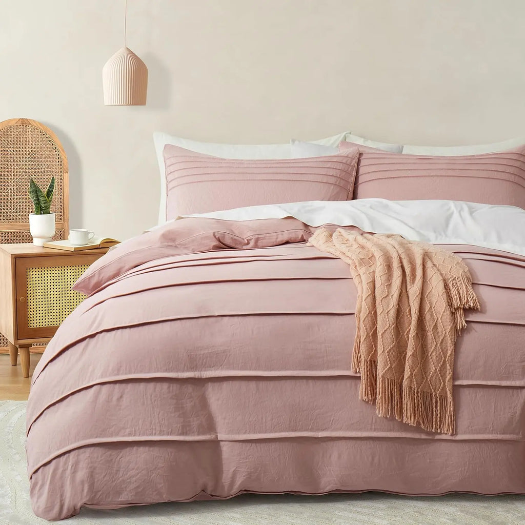 Oli Anderson Pleated Duvet Cover - 3 Piece Set