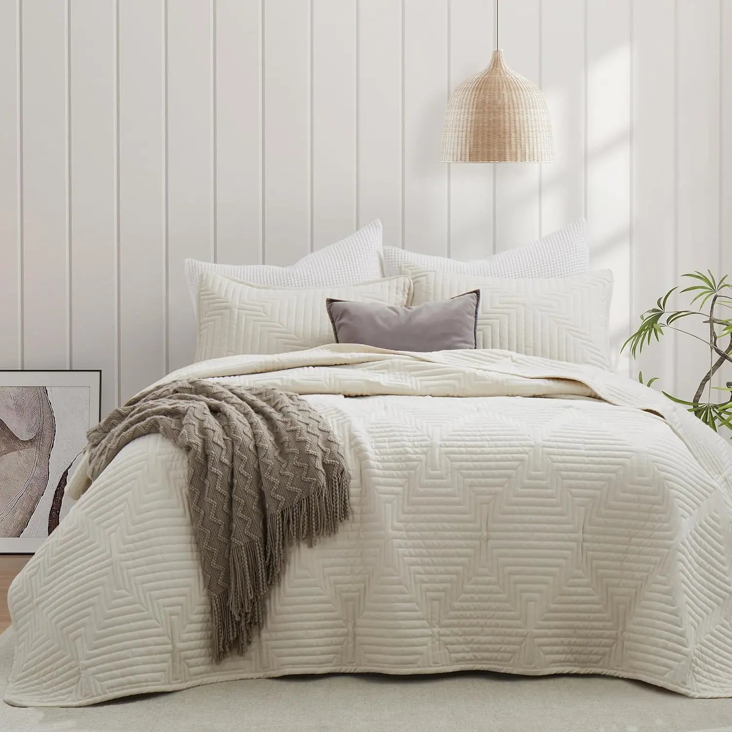 Oli Anderson Quilt Set - 3 Piece Lightweight Bedspread