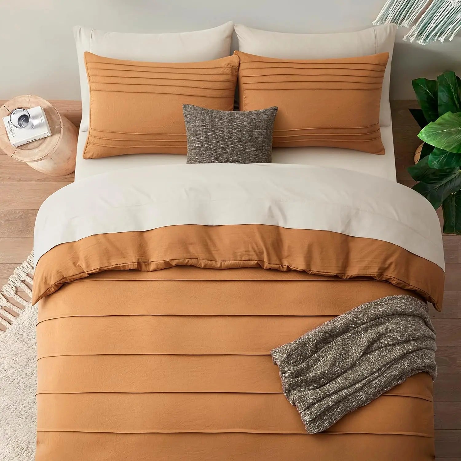 Oli Anderson Pleated Duvet Cover - 3 Piece Set