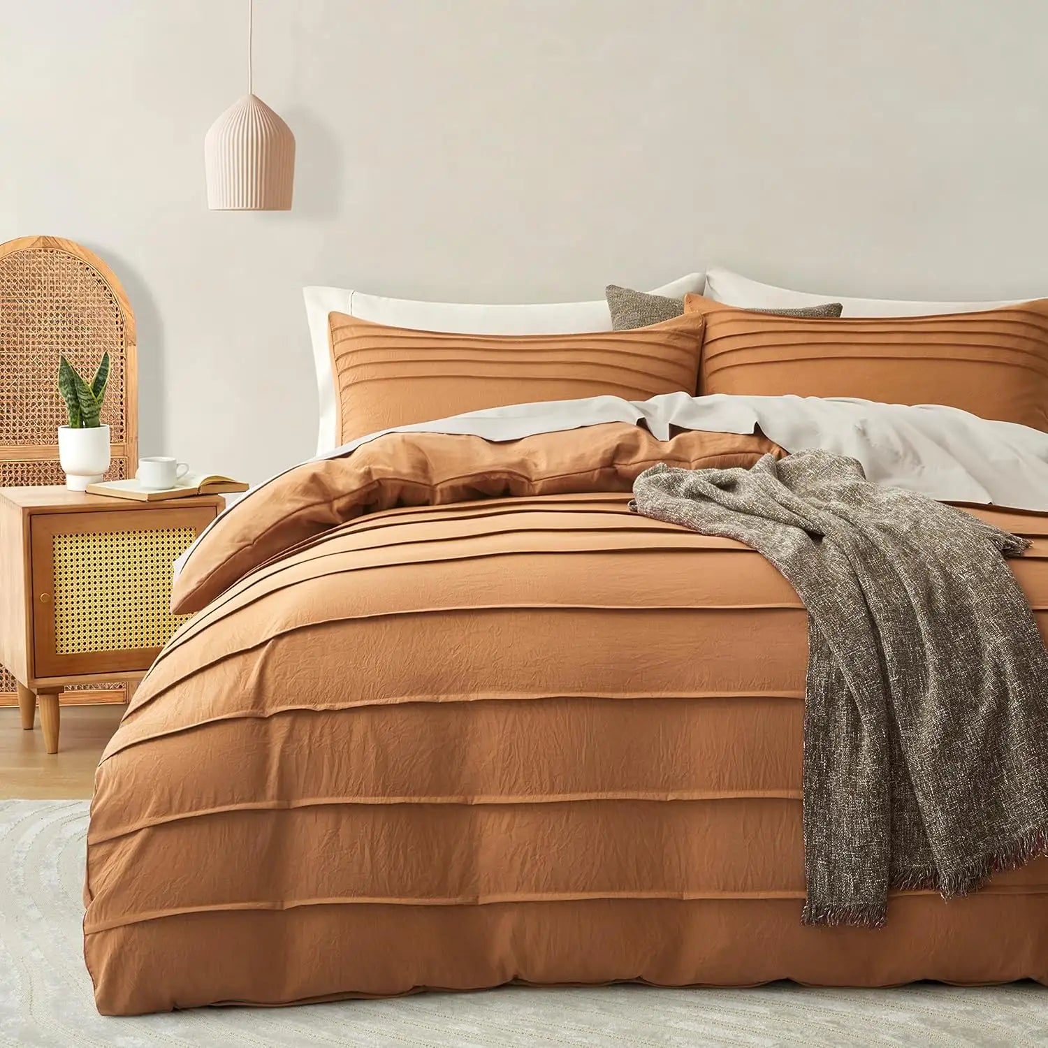 Oli Anderson Pleated Duvet Cover - 3 Piece Set