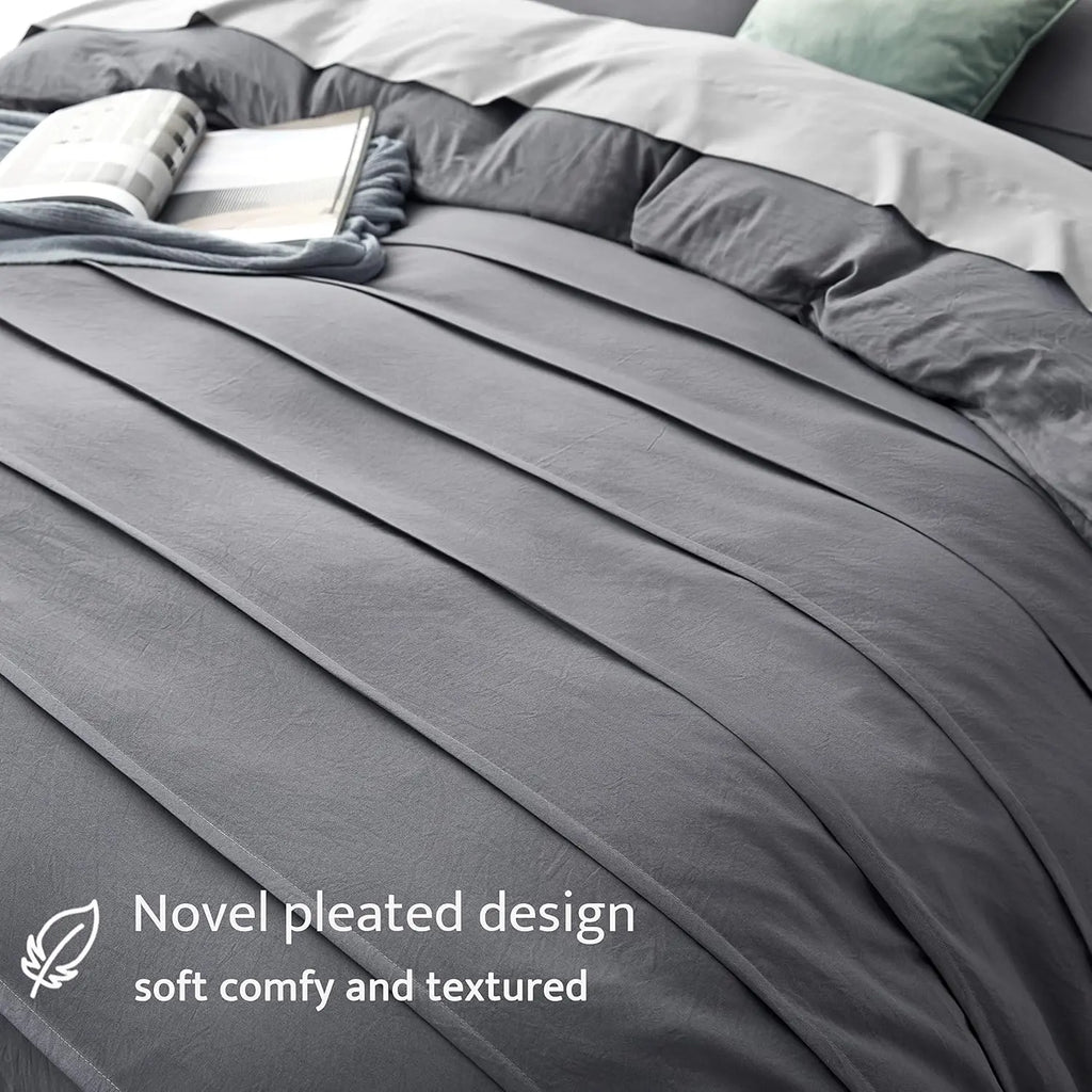 Oli Anderson Pleated Duvet Cover - 3 Piece Set