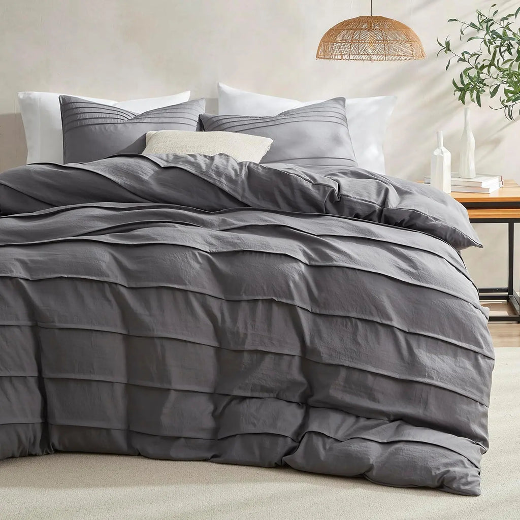 Oli Anderson Pleated Duvet Cover - 3 Piece Set