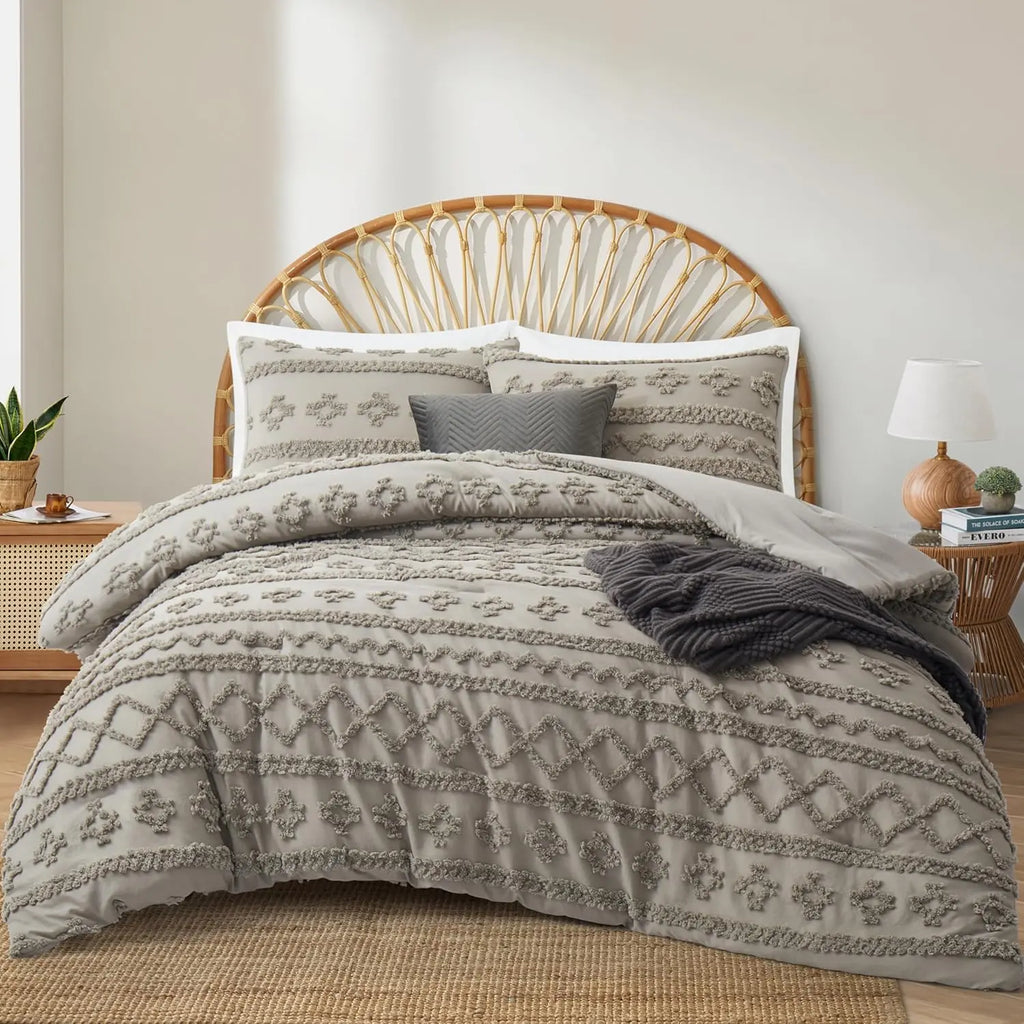 Oli Anderson Tufted Boho Fluffy Comforter Set - 3 Piece