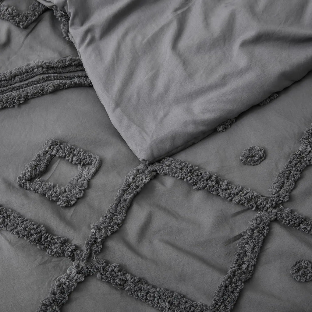 Oli Anderson Tufted Boho Fluffy Comforter Set - 3 Piece