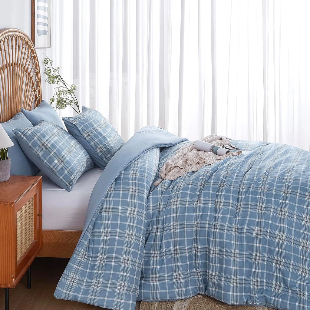 Oli Anderson Reversible Fluffy Checkered Comforter Set - 3 Piece